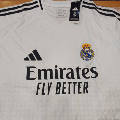 Adidas tshirt 3XL size
