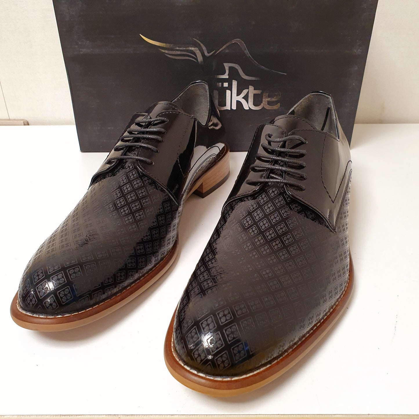 Seapals Nuktea Black Leather Hand made Shoes Diamond Design Art # 70, 331950