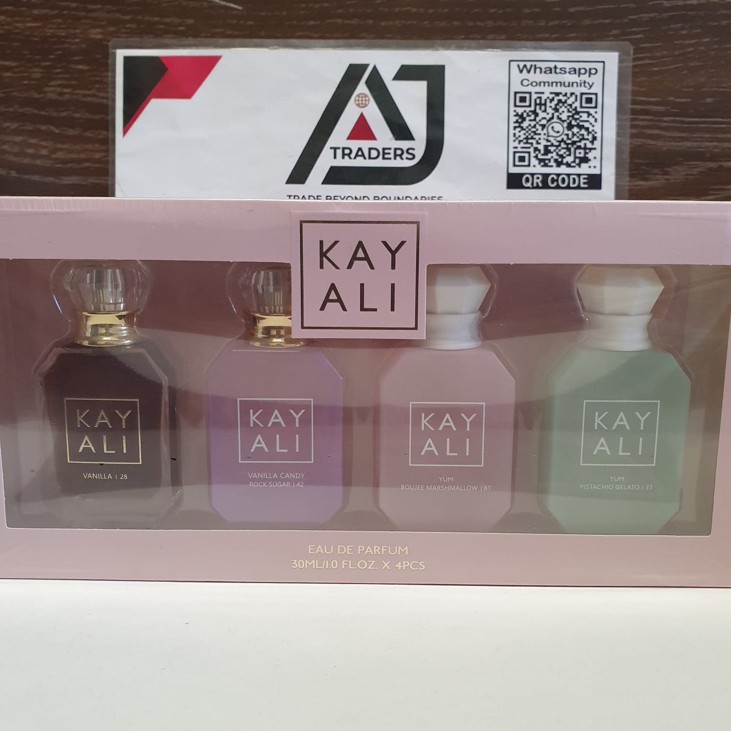 Kayali 4 in 1 gift set Perfume 30ml