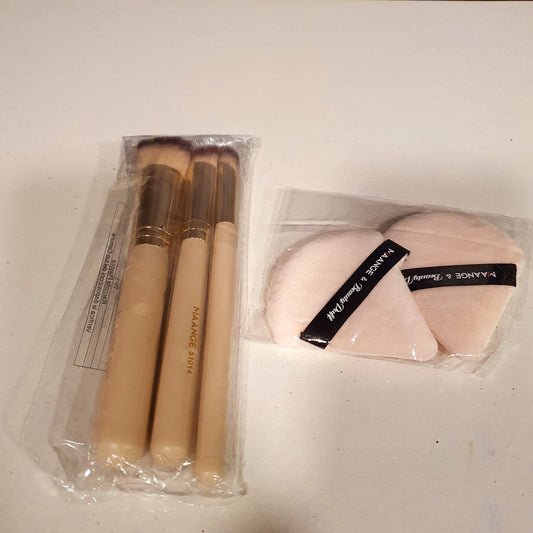 Makeup Brushes with Beauty Puff