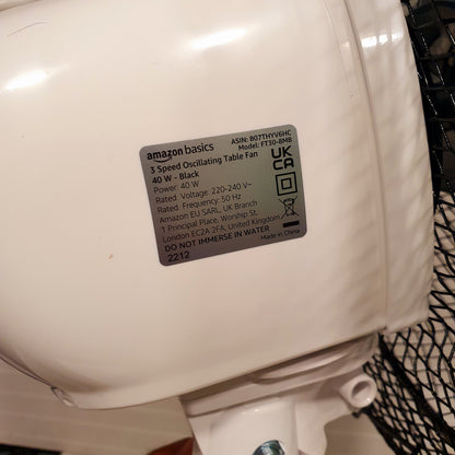 Amazon Basics 3 Speed Oscillating Table Fan 40 watt