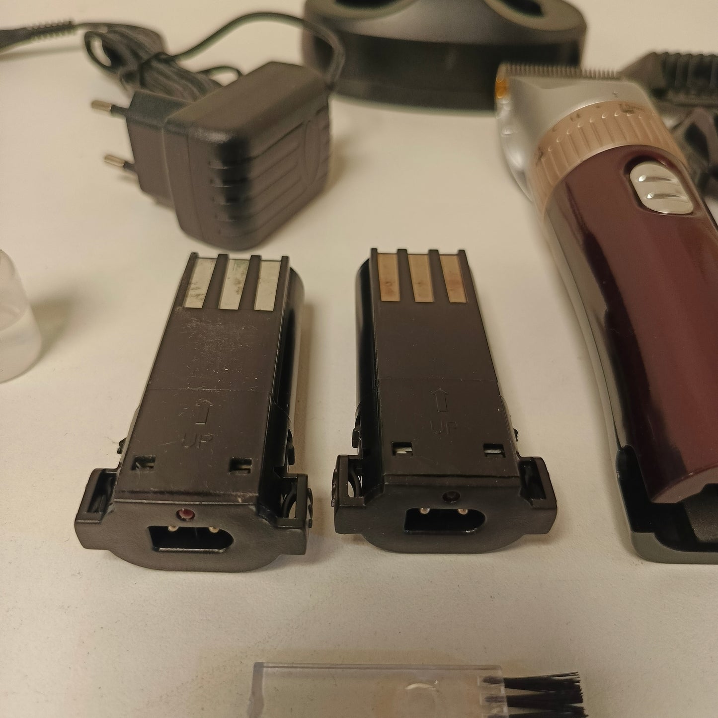 InterMac Professional Trimmer with 2 Batteries